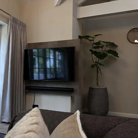 Berg En Bos Met Luxe Jacuzzi