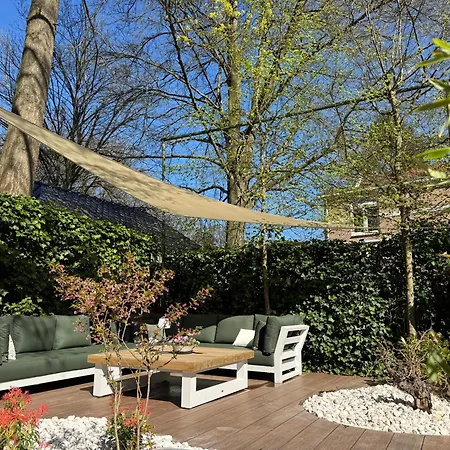 Berg En Bos Met Luxe Jacuzzi Maison d'hôtes Apeldoorn
