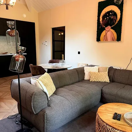 Maison d'hôtes Berg En Bos Met Luxe Jacuzzi