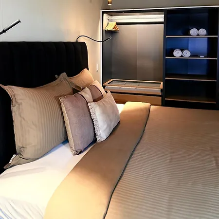 Berg En Bos Met Luxe Jacuzzi Maison d'hôtes Apeldoorn