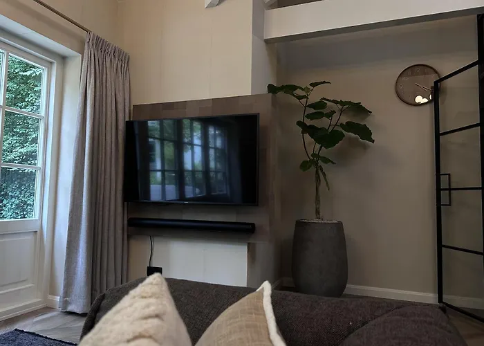 Berg En Bos Met Luxe Jacuzzi