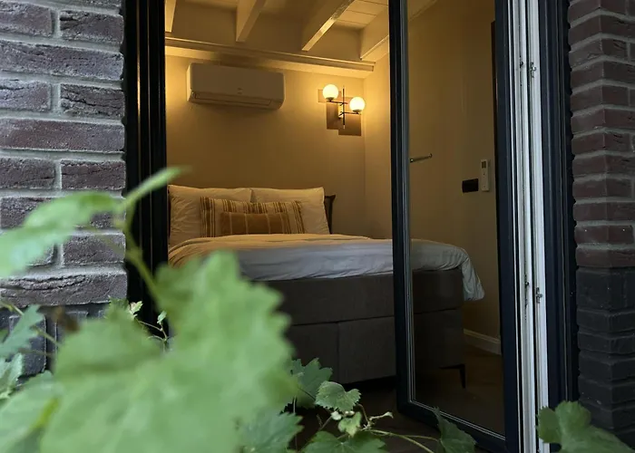 Гостевой дом Berg En Bos Met Luxe Jacuzzi Апелдорн