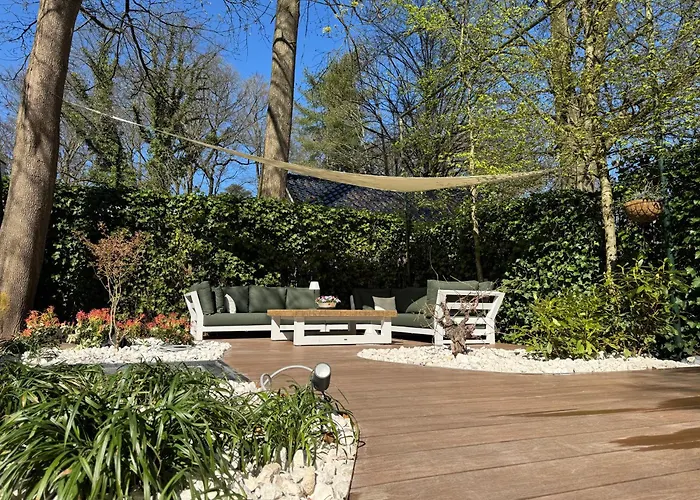 Berg En Bos Met Luxe Jacuzzi Апелдорн