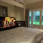 Berg En Bos Met Luxe Jacuzzi Apeldoorn