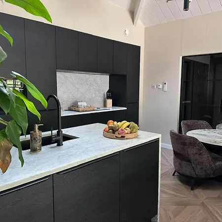 Berg En Bos Met Luxe Jacuzzi Pensjonat 3*